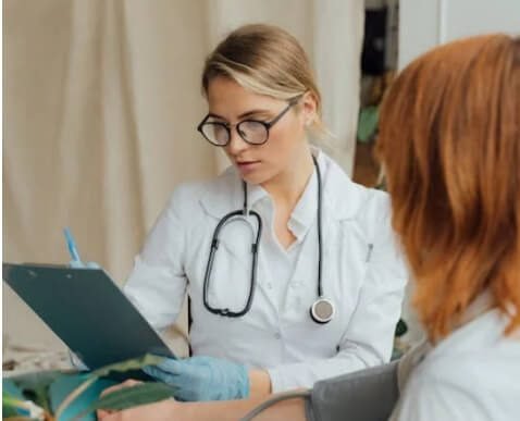 what-holistic-doctor